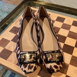 Brand new Tory block heel animal print shoe size 7